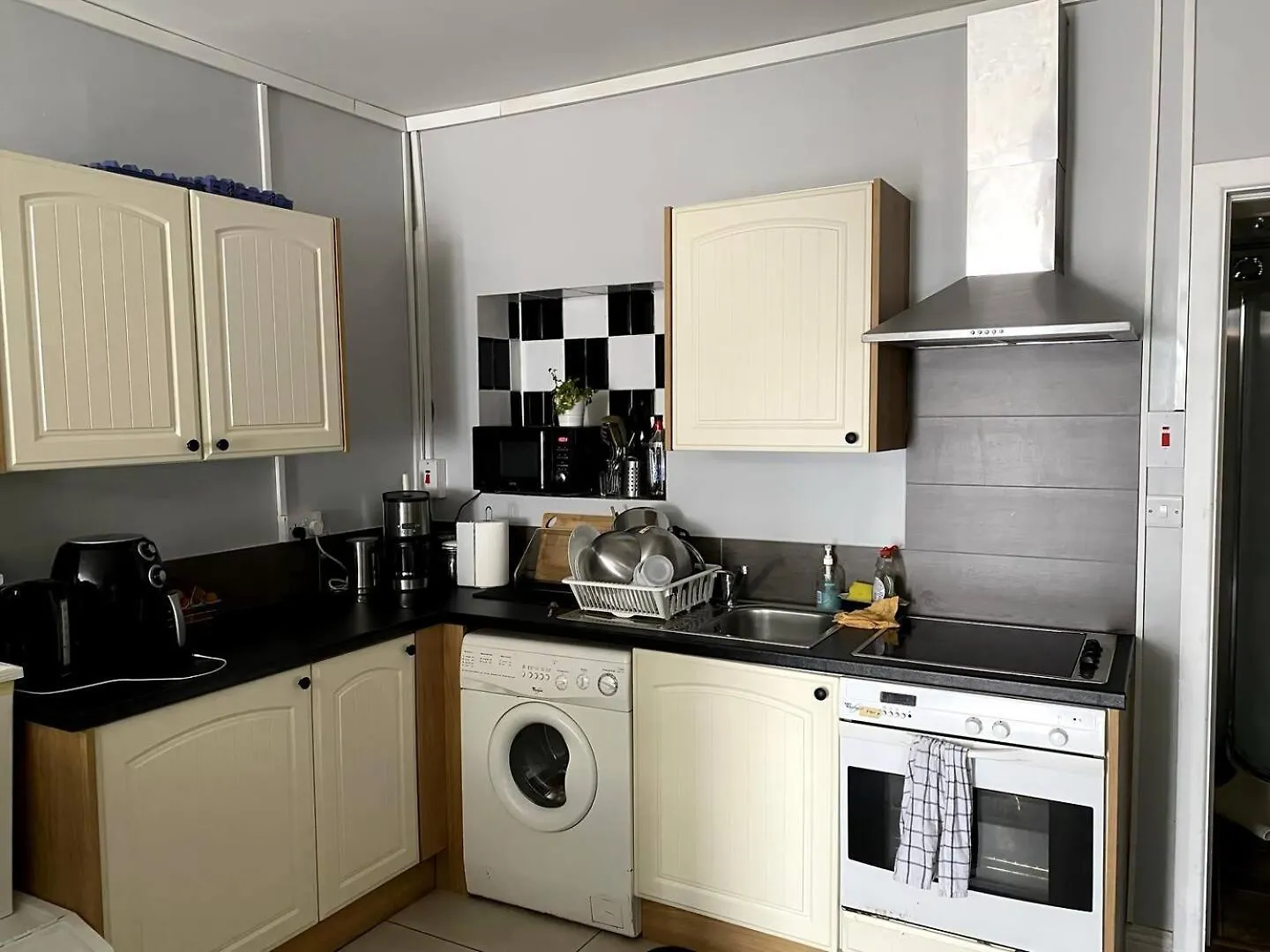 Central & Cozy Artistic Loft - Walk Everywhere Dublin